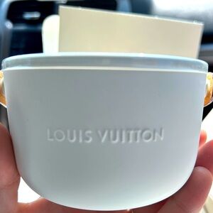 Louis Vuitton ILE Blanche medium candle